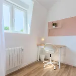 2 Bedroom Near Tram, Chr + Parking 아파트