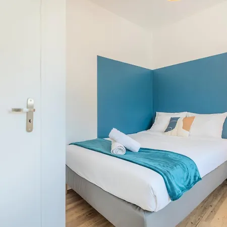 아파트 2 Bedroom Near Tram, Chr + Parking